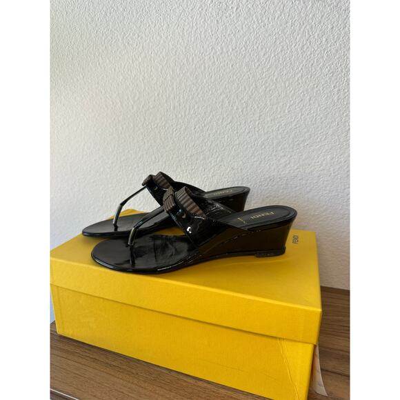 Fendi Black Patent Leather Logo Wedge Sandals – Size 7 (Made in Italy) - Picture 3 of 4
